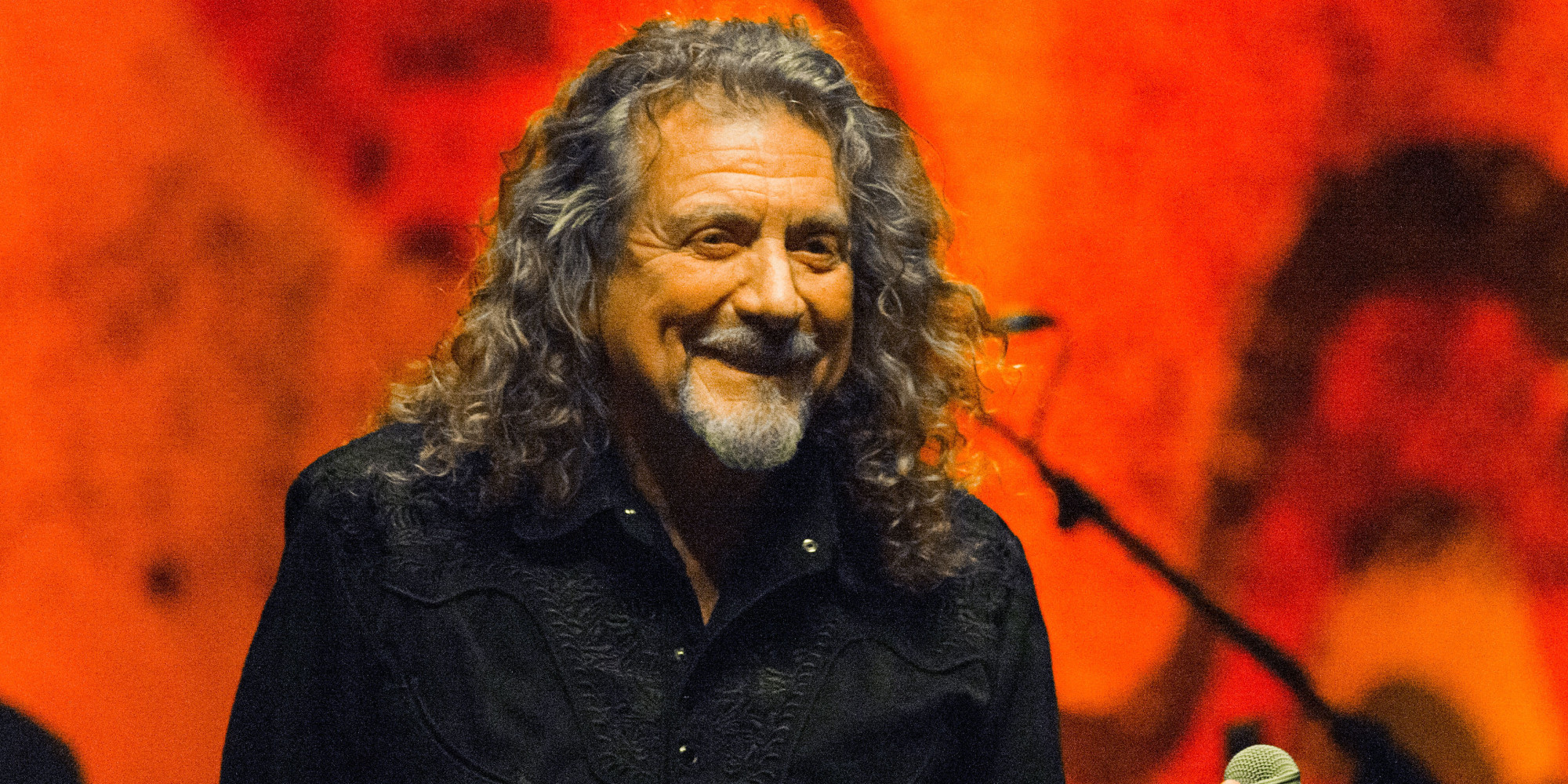 o ROBERT PLANT facebook