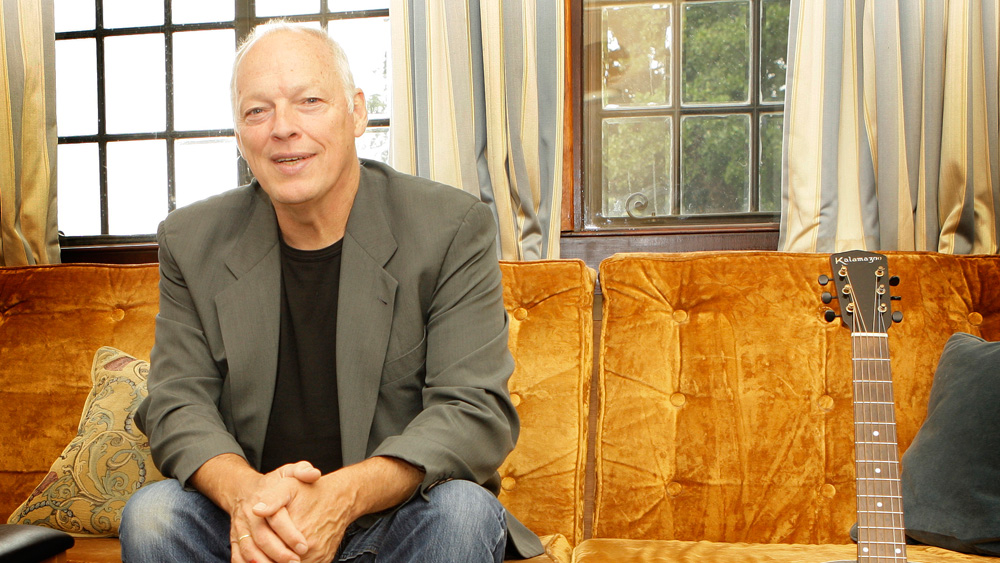 , David Gilmour’s ‘Black Strat’ Guitar Breaks Auction World Record