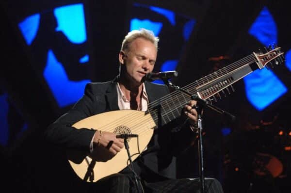 Altimage= "Sting"