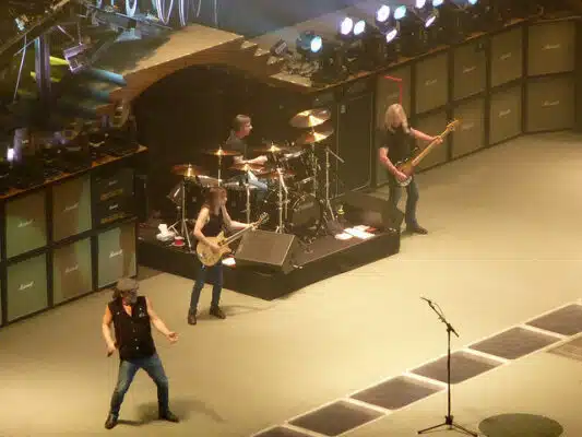 AC/DC