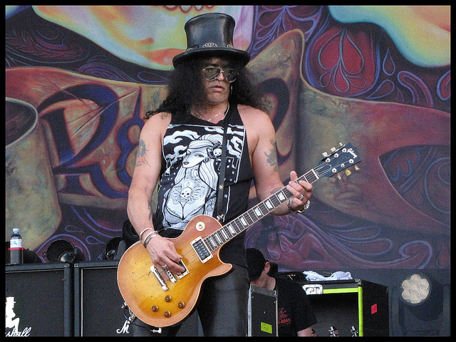 Slash, Slash Confirms  A New Guns N’ Roses Album Is On The Way!