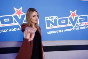 Friday Night 80s with Dee Woods