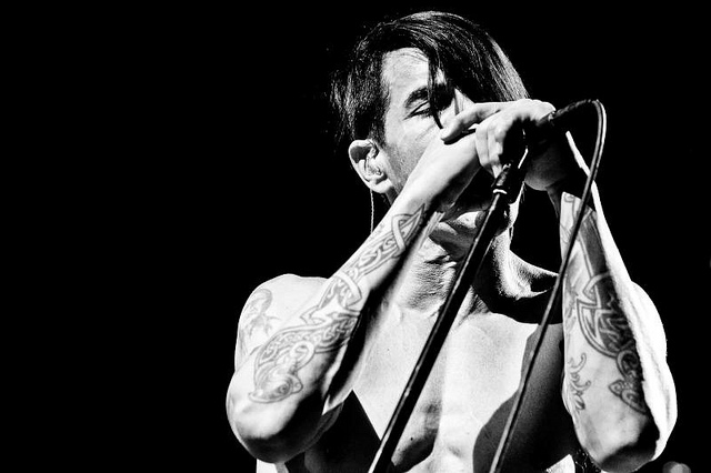 chili, Red Hot Chili Peppers Set To Live Stream Concert At Pyramids Of Giza!