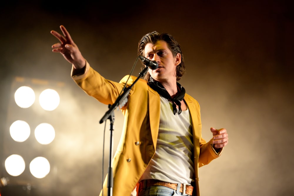 Top 58+ imagen arctic monkeys flow festival - abzlocal fi