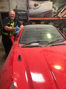 , Police Leave Polite Message For Robbers On Dirty Car Window