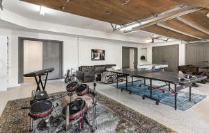 , Photos: Tom Petty’s Former Mansion On Sale For $4.9 Million