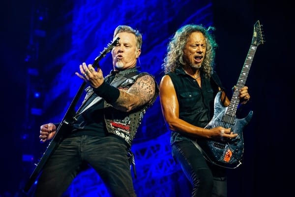 Altimage= "Metallica"