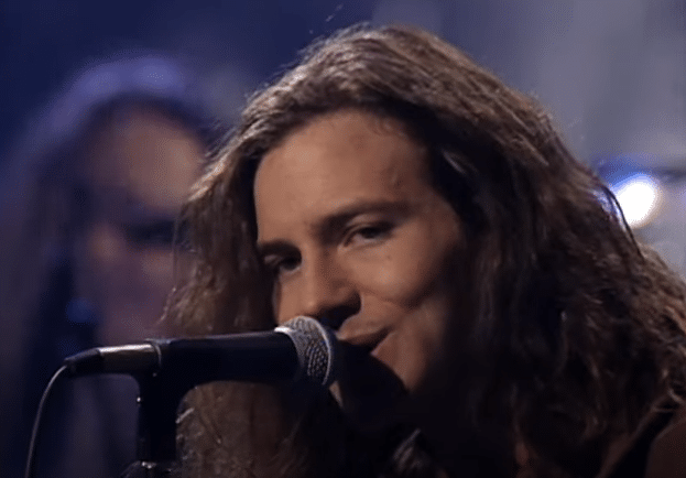 Pearl-Jam-MTV-Unplugged-Video