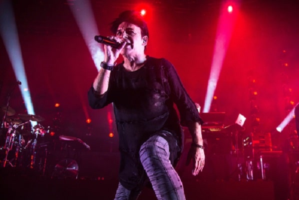 alt image="Gary Numan"