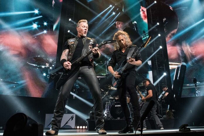 Metallica-Raise-Over-1-Million-Dollars-For-Charity