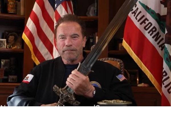 altimage"Schwarzenegger""
