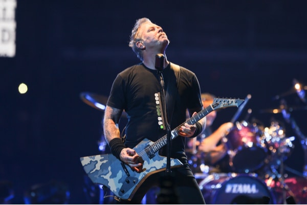 Altimage= "Metallica"