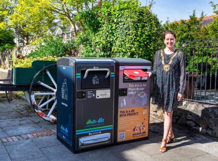 27th May 2021Dalkey VillageCathaoirleach of Dún Laoghaire-Rathdown County Council, Councillor Úna Power is pictured trying out the new pizza box bins to be installed throughout the County.Photo by Peter CavanaghMust CreditNo reproduction fee whe