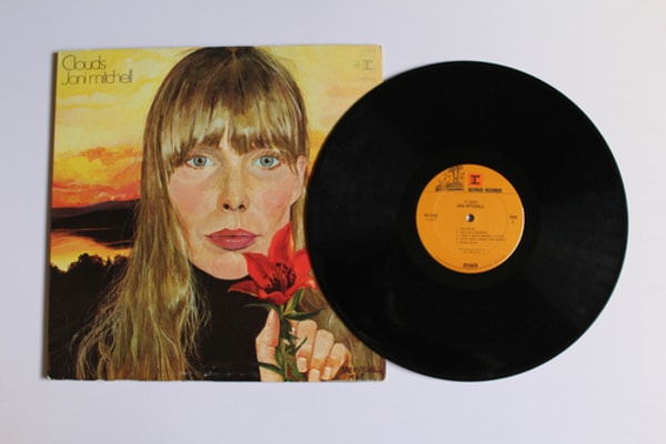 Joni Mitchell to Receive Lifetime Achievement Award