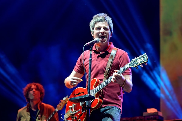 Noel Gallagher’s 10-Year-Old Son Teaches Him to Play AC/DC