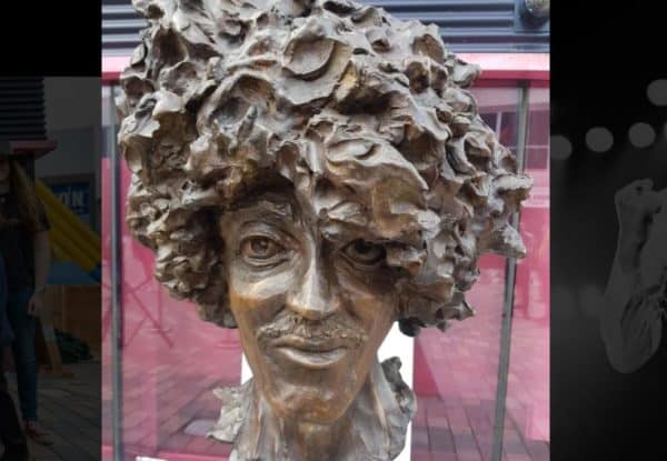 "Lynott"