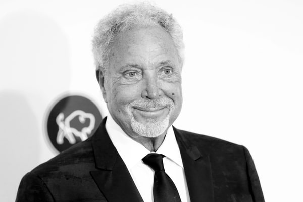 Sir Tom Jones Elderly Fans Forced To Stand At Singer S Upcoming Show