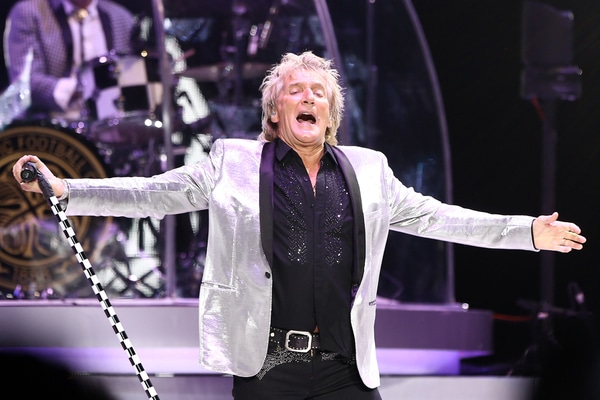 Judge Cancels Rod Stewart’s Hotel Brawl Trial