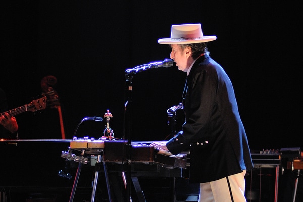 New Bob Dylan Video Features Rare Session Footage