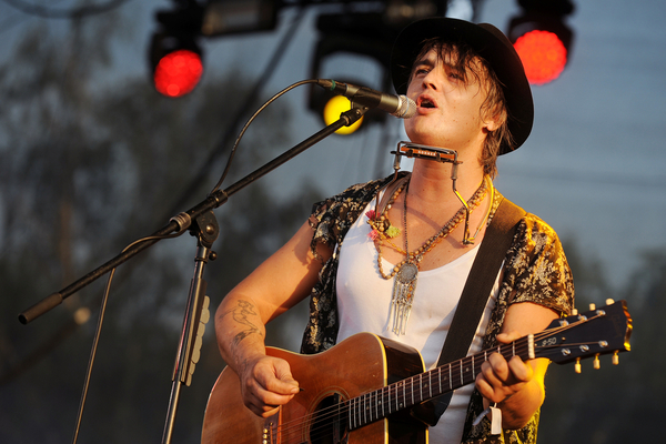 Pete Doherty Is Signing a Prisoner to His Record Label