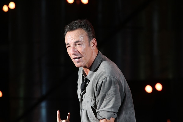 Bruce Springsteen Teases Return of E Street Band
