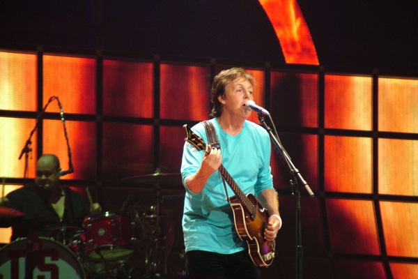 "McCartney"
