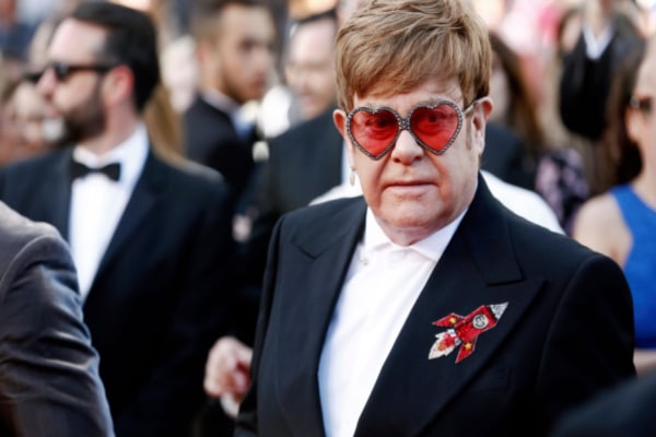 "Elton"