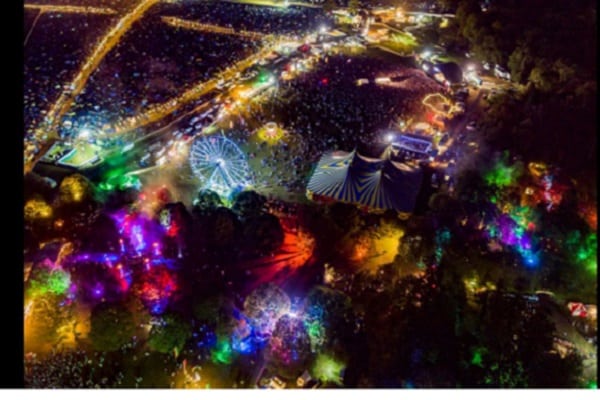 "festival"