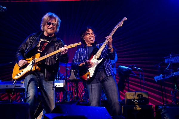 "Oates"