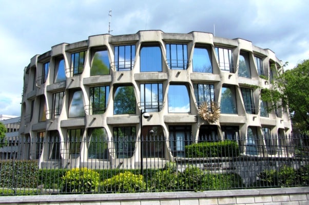 Dublin US embassy Ballsbridge Photo Alamy