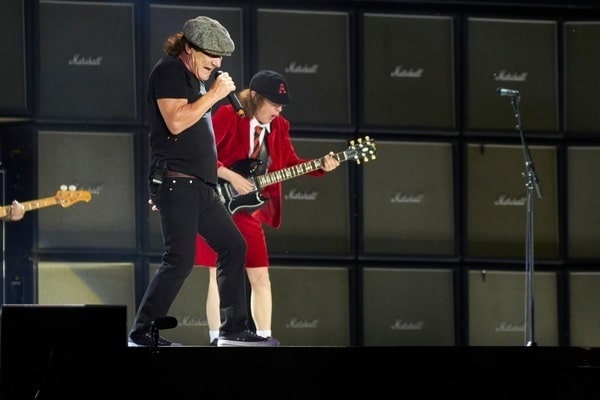 "AC/DC"