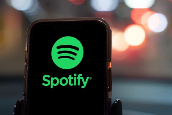 "Spotify"