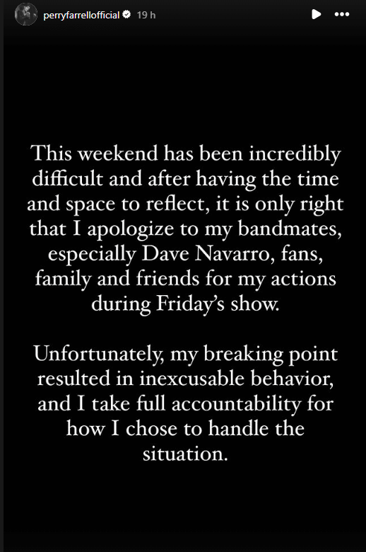 Janes Addictions Perry Farrell Apologises To Dave Navarro For On Stage Punch Up