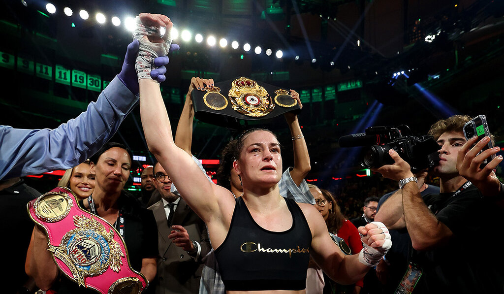 katie taylor celebrate 18