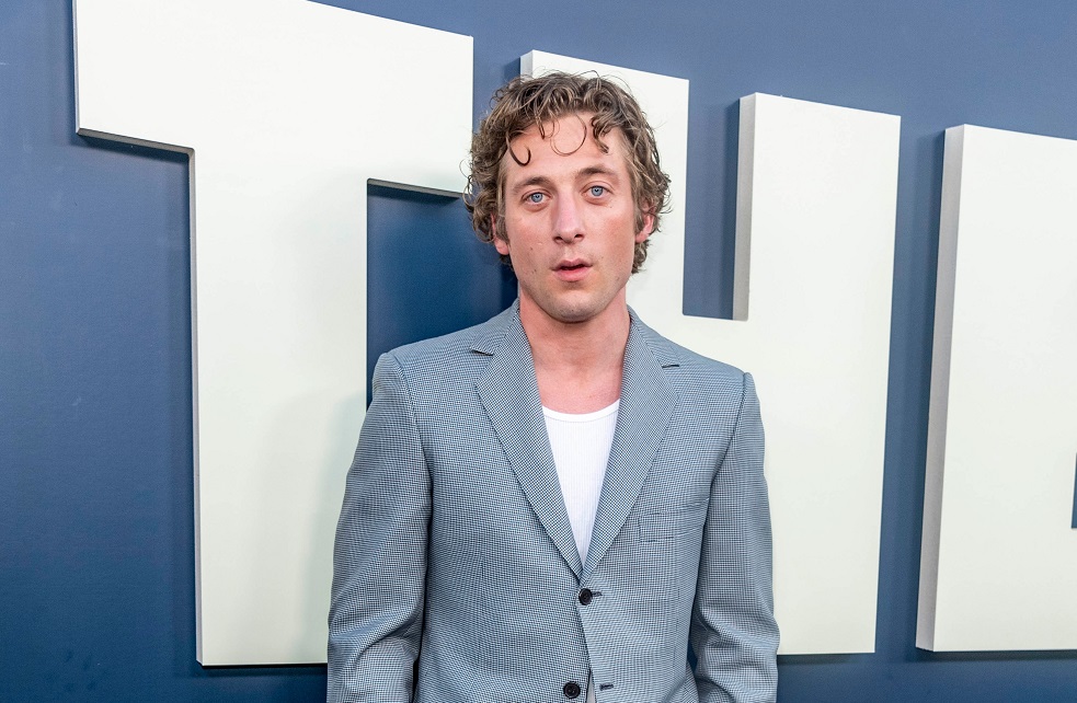 WATCH: Jeremy Allen White Performs 'Born To Run' With Mind Blowing Vocals