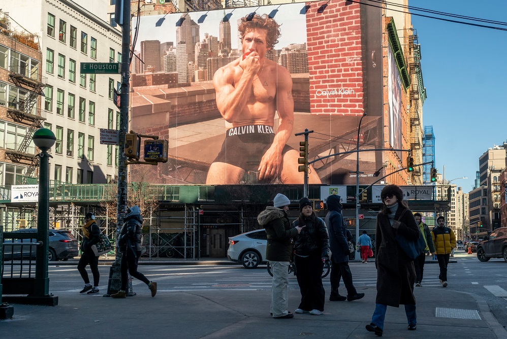 Jeremy Allen White Calvin Klein Ad