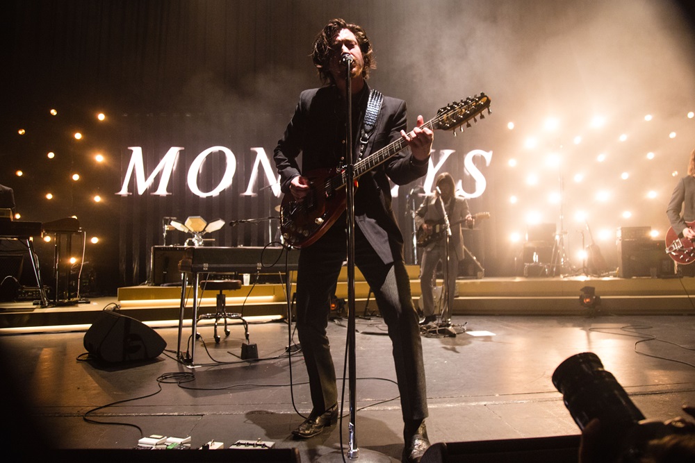 Alex Turner explains how he wrote i bet you look good on the dancefloor