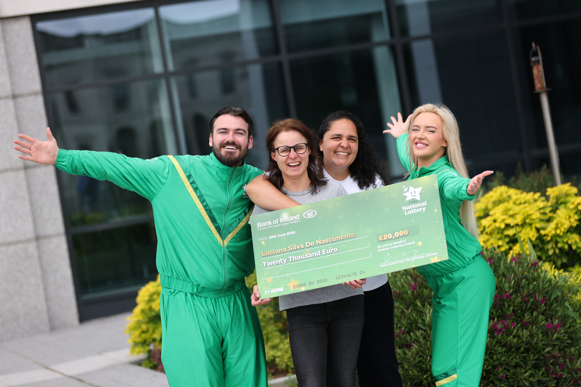 Luciana was joined by her partner Ana and The Winnies to celebrate her top prize win of €20,000! Photography by Julien Behal