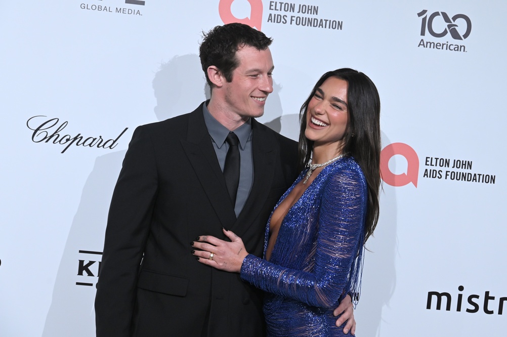 James Bond: George Clooney Praises Callum Turner 'He's The Perfect Guy' 4 Callum Turner and Dua Lipa. MLM IMAGES Los Angeles, Shutterstock