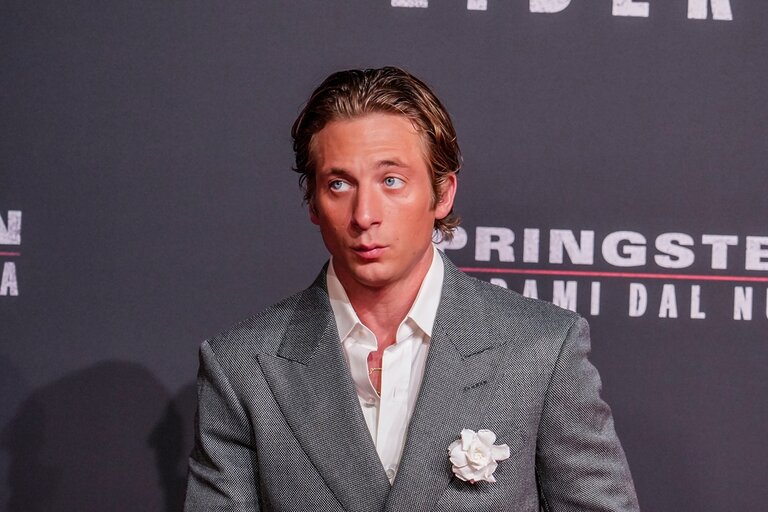 Jeremy Allen White On The Bear: “It’s About Finding Purpose and Passion