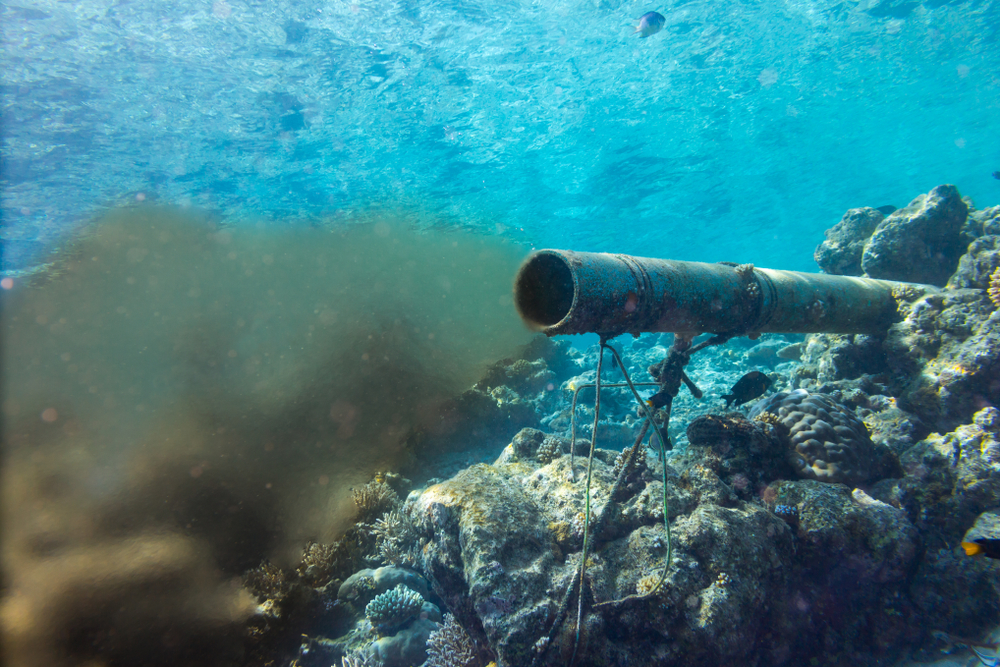Two Dublin Beaches Closed For Summer For Sewage Pump Issue 3 Underwater sewer waste pipe