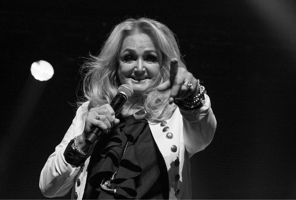 Bonnie Tyler Dies Aged 75 3 Bonnie Tyler