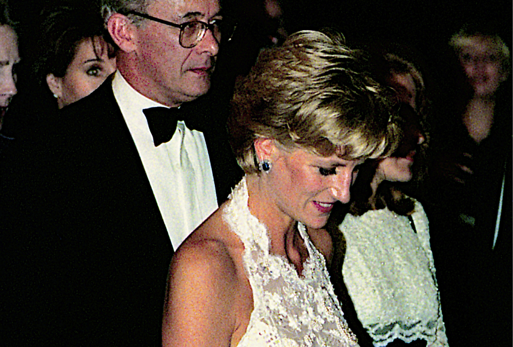 Diana, Princess of Wales leaves the National Building Museum in Washington DC, 1996. Photo credit: Mark Reinstein, Shutterstock