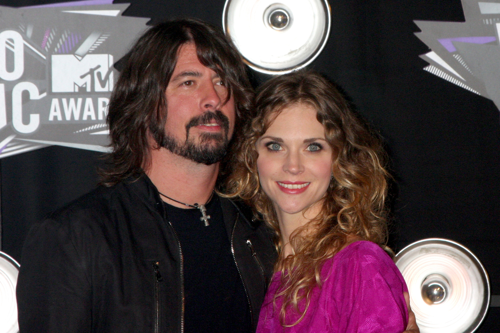 Dave Grohl and Jordyn Blum, parents to Violet Grohl. Editorial credit Kathy Hutchins, Shutterstock