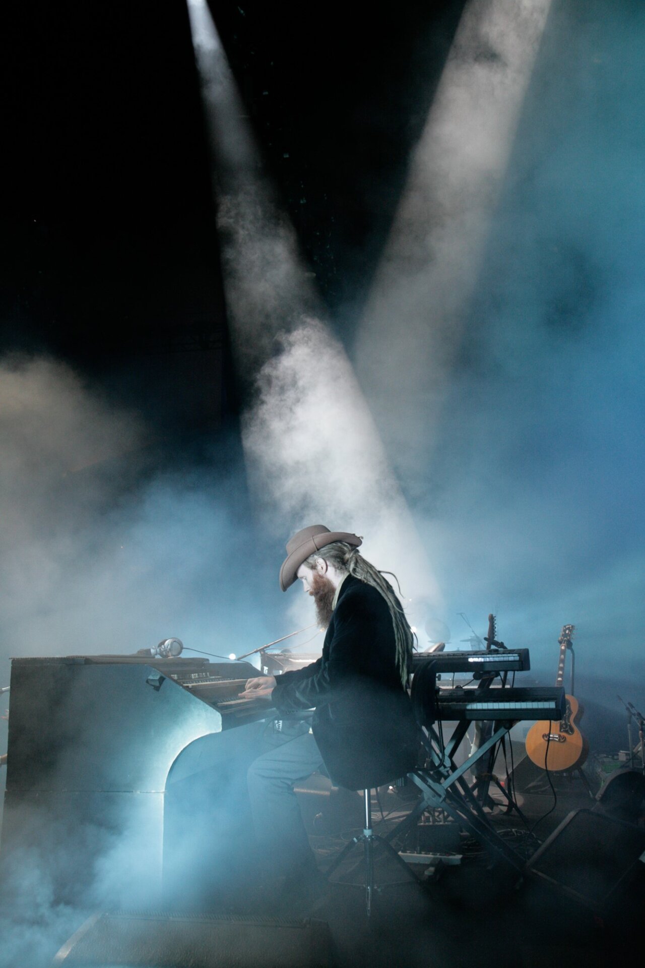 Roger Waters Announces Huge Pink Floyd Legacy Tour With His Son's Band 3 HW Publicity Photo 9